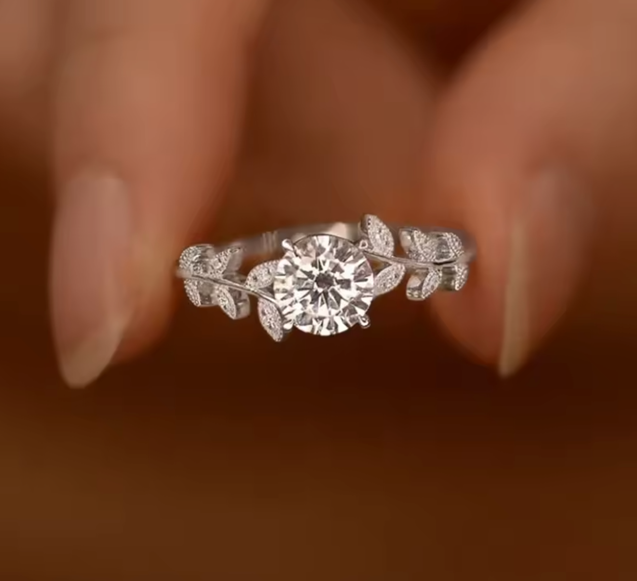 Exquisite Leaf Design Cubic Zirconia Ring