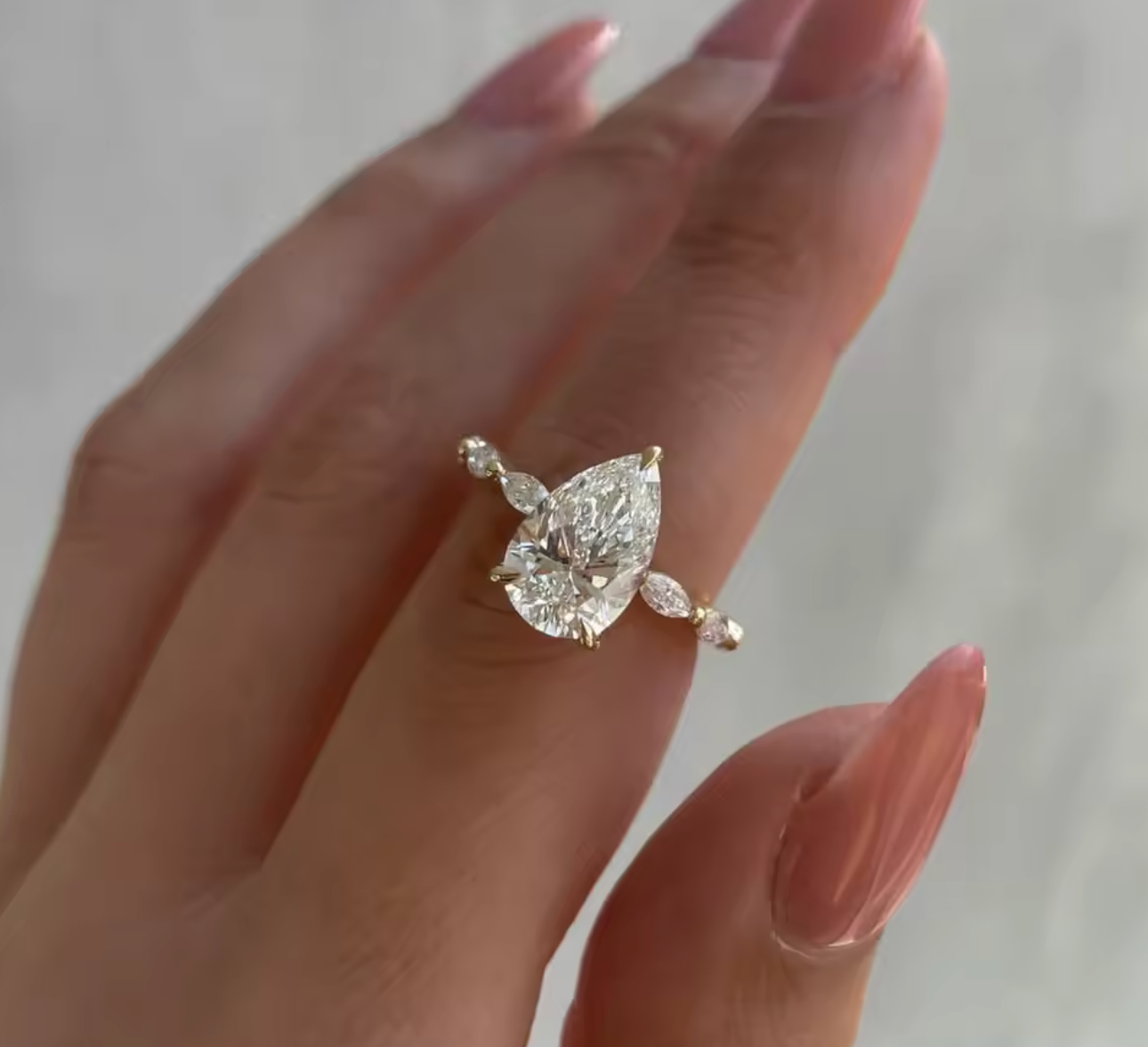Luxury Oval Stainless Steel Ring
