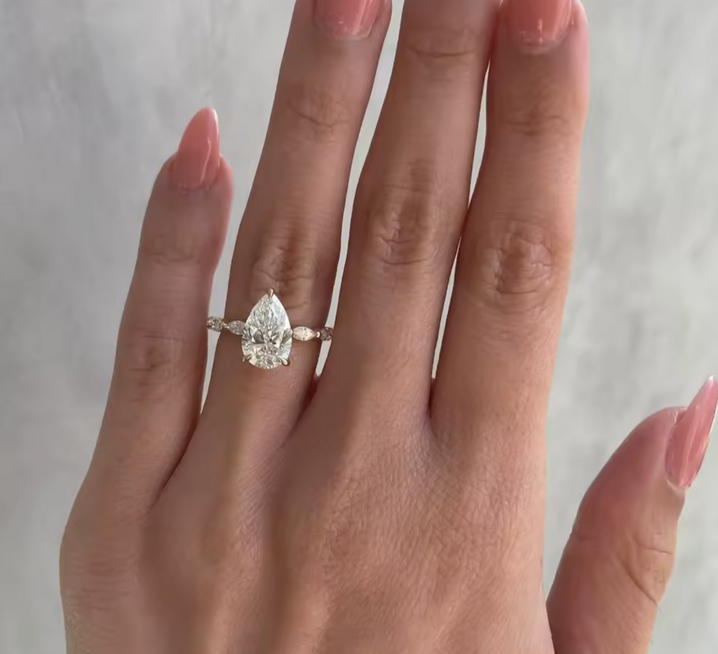 Luxury Oval Stainless Steel Ring
