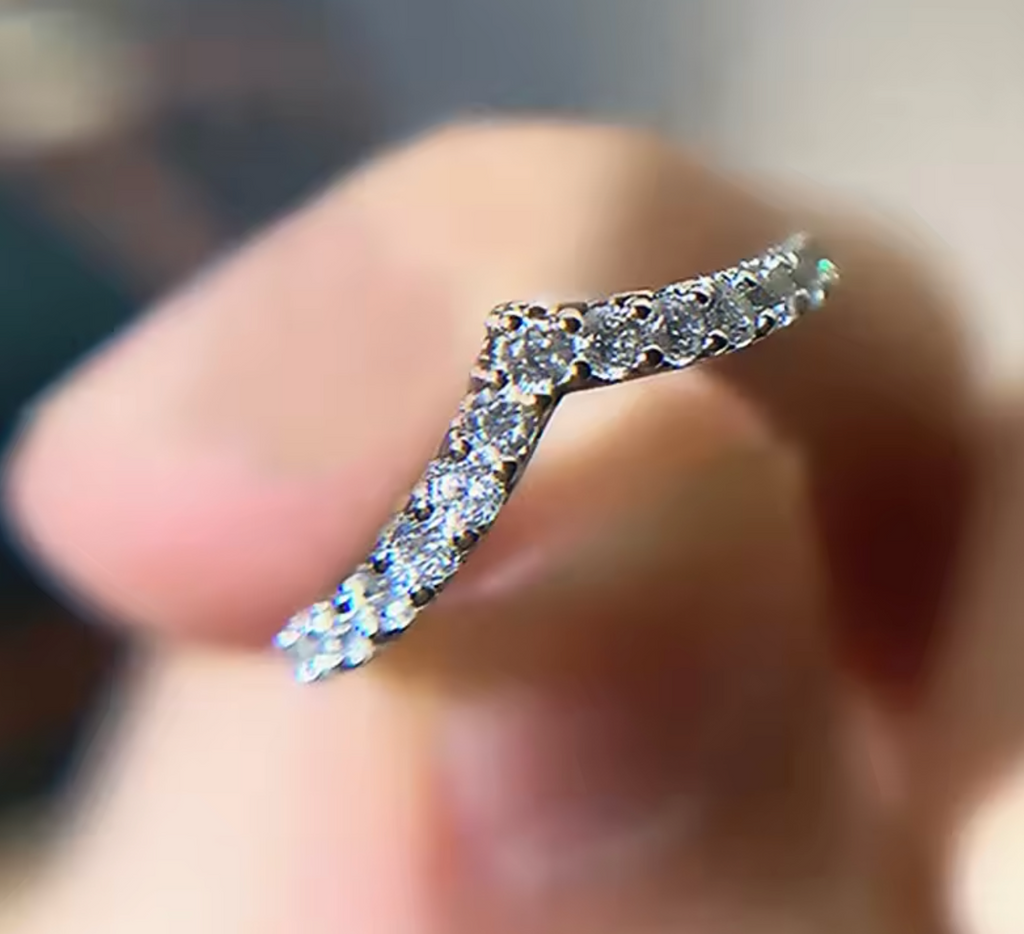 Simple Stylish V-Shaped Ring for Women