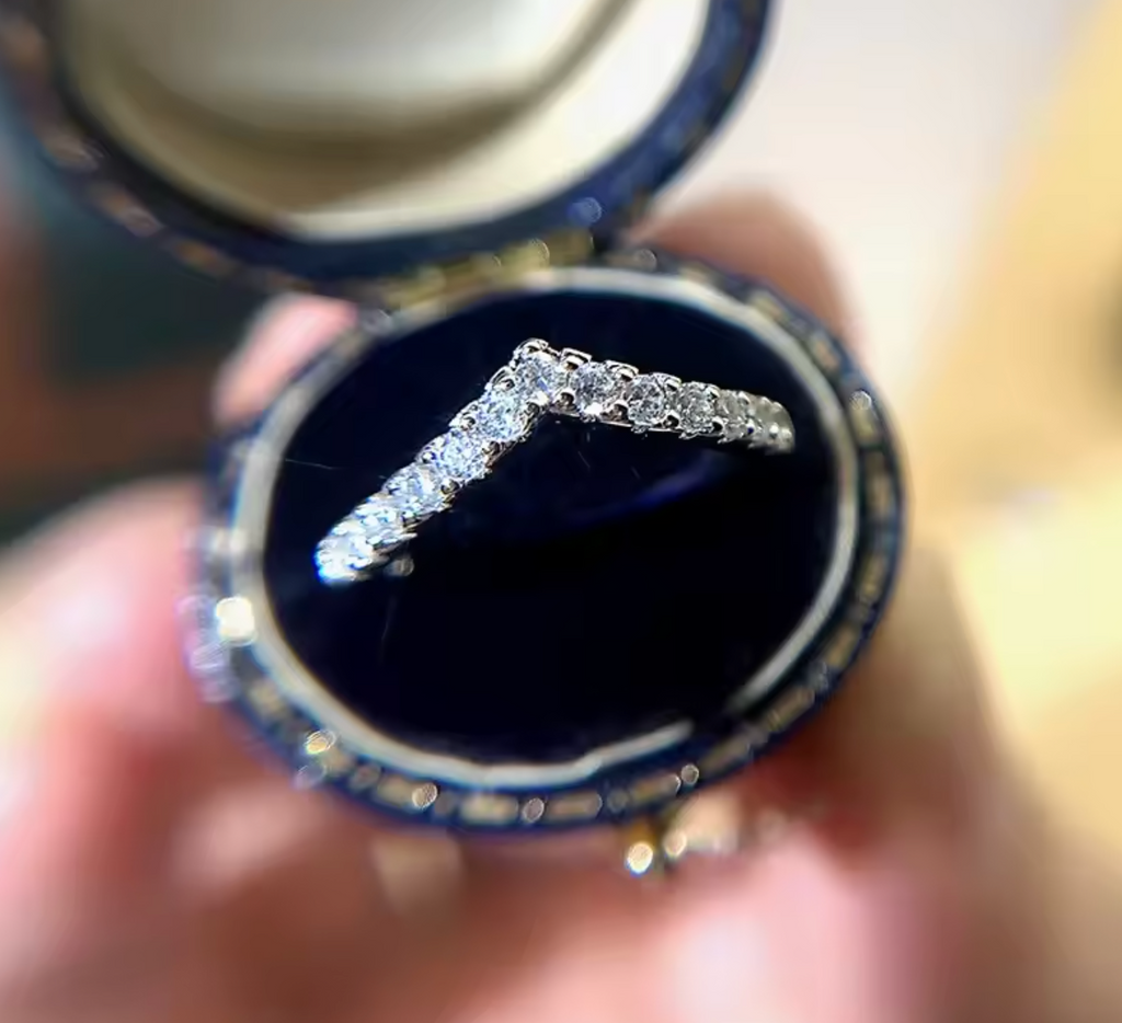 Simple Stylish V-Shaped Ring for Women