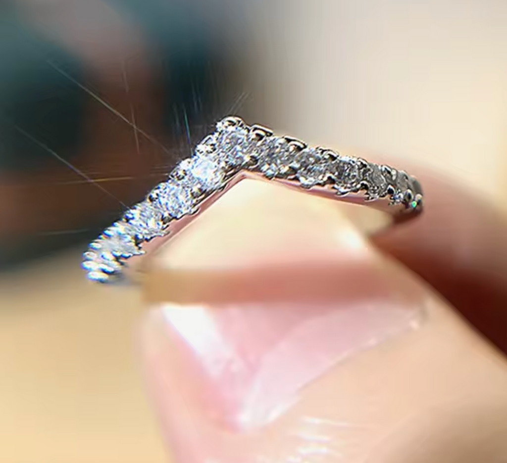 Simple Stylish V-Shaped Ring for Women