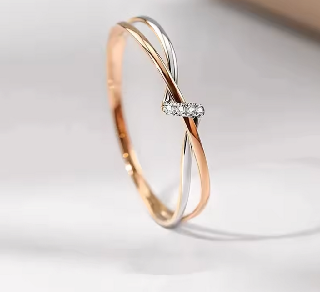 Elegant Two-Tone Twisty Ring with Brilliant Cubic Zirconia