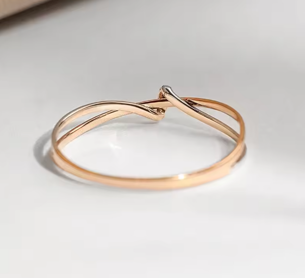 Elegant Two-Tone Twisty Ring with Brilliant Cubic Zirconia